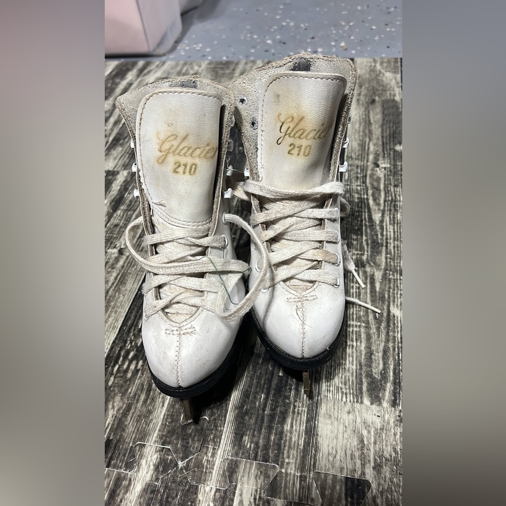 Kids figure skates Glacier 210
